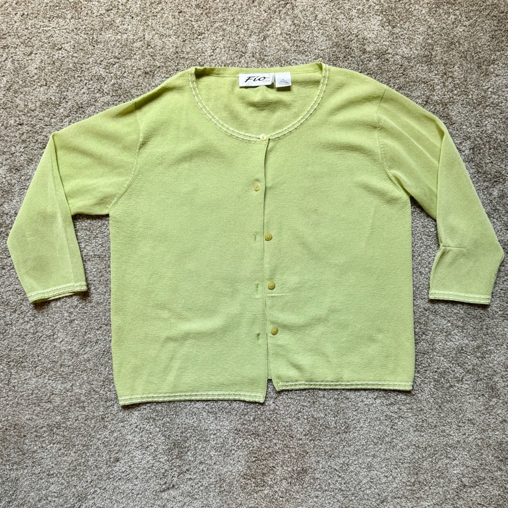 Green V-Neck Cardigan with 3/4 Sleeves